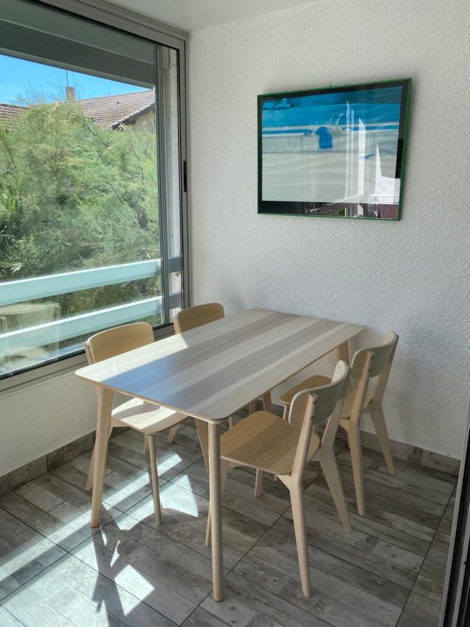 Spacieux Studio Sur Le Port De 耶尔 外观 照片
