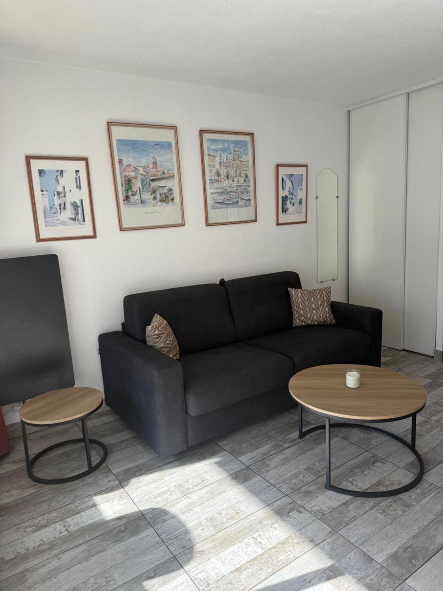 Spacieux Studio Sur Le Port De 耶尔 外观 照片